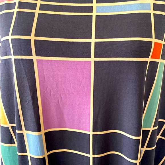 LuLaRoe “IRMA” HIGH-LOW TUNIC OVERSIZED TOP SIZE MEDIUM 🌟NWT🌟 - Picture 3 of 11